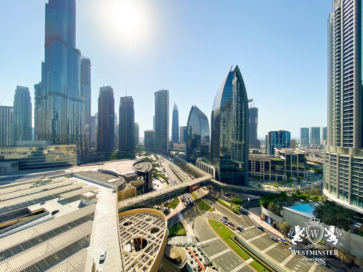 Westminster Dubai Mall Buitenkant foto View of the Business Bay skyline