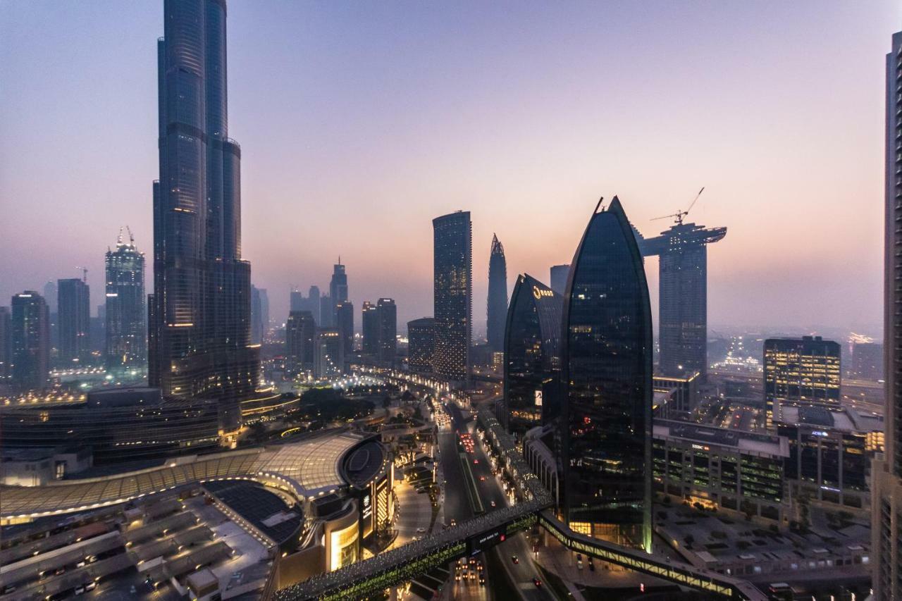 Westminster Dubai Mall Buitenkant foto The skyline of the new financial district in Riyadh