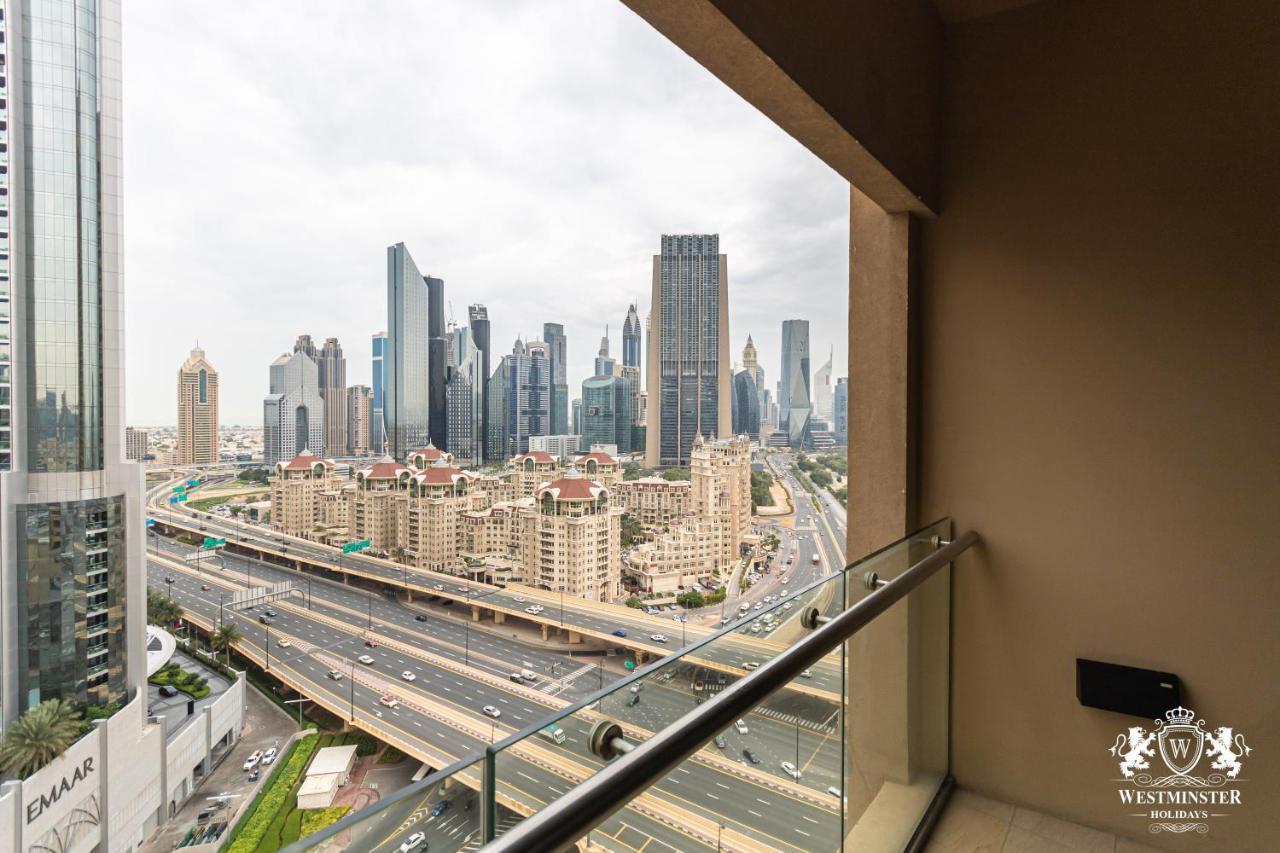 Westminster Dubai Mall Buitenkant foto View from the balcony of a typical apartment