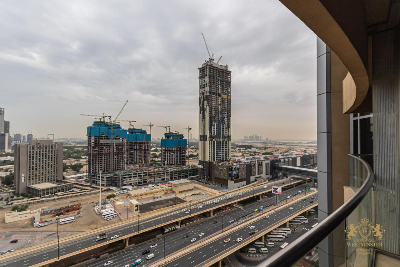 Westminster Dubai Mall Buitenkant foto View of Al Wasl from the 1001 Nights Hotel